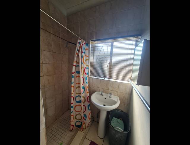 3 BEDROOM HOUSE FOR SALE IN VANDERBIJLPARK CE 1